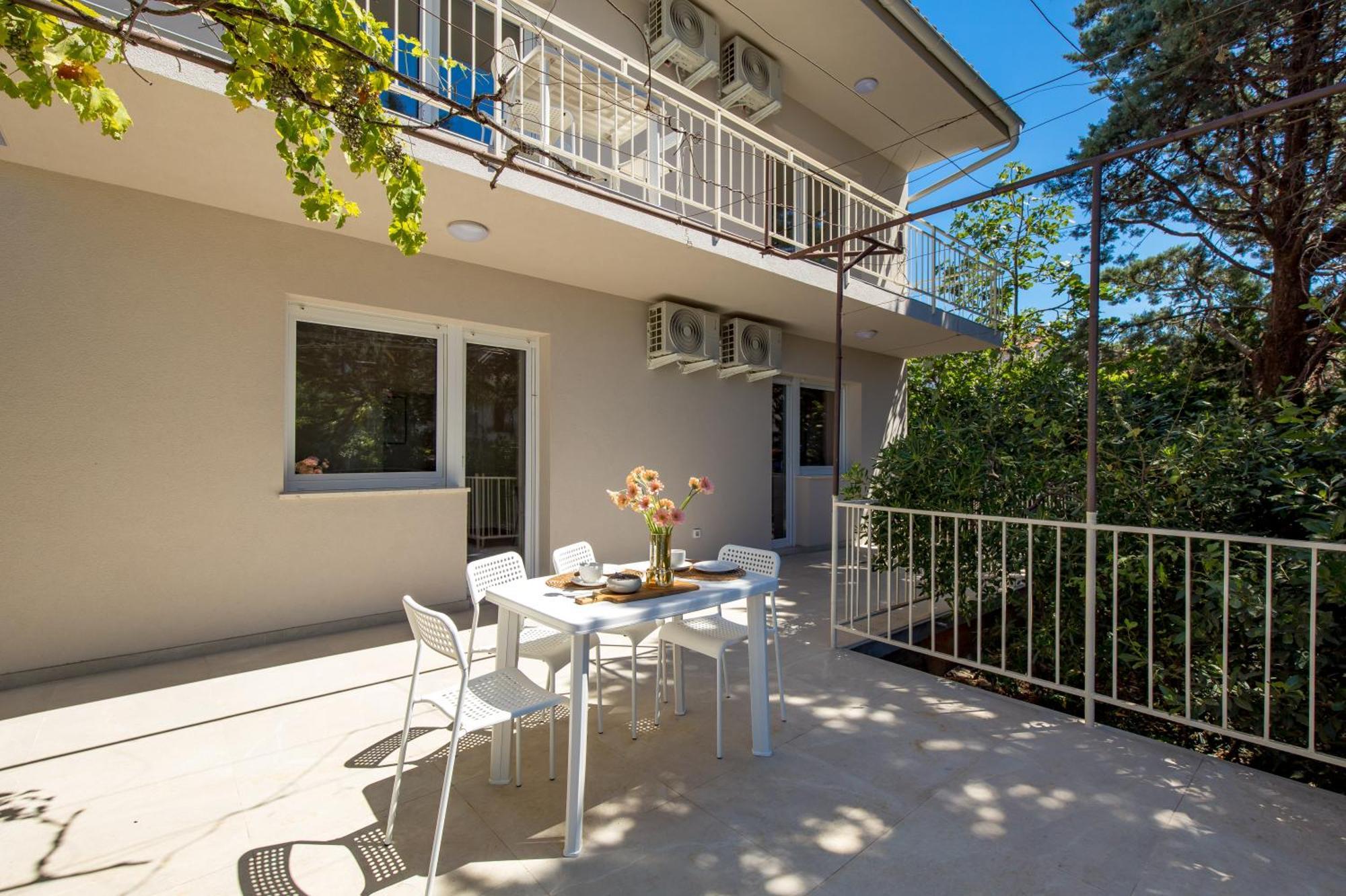 Seaview Garden Premium Apartments Kostrena Eksteriør bilde