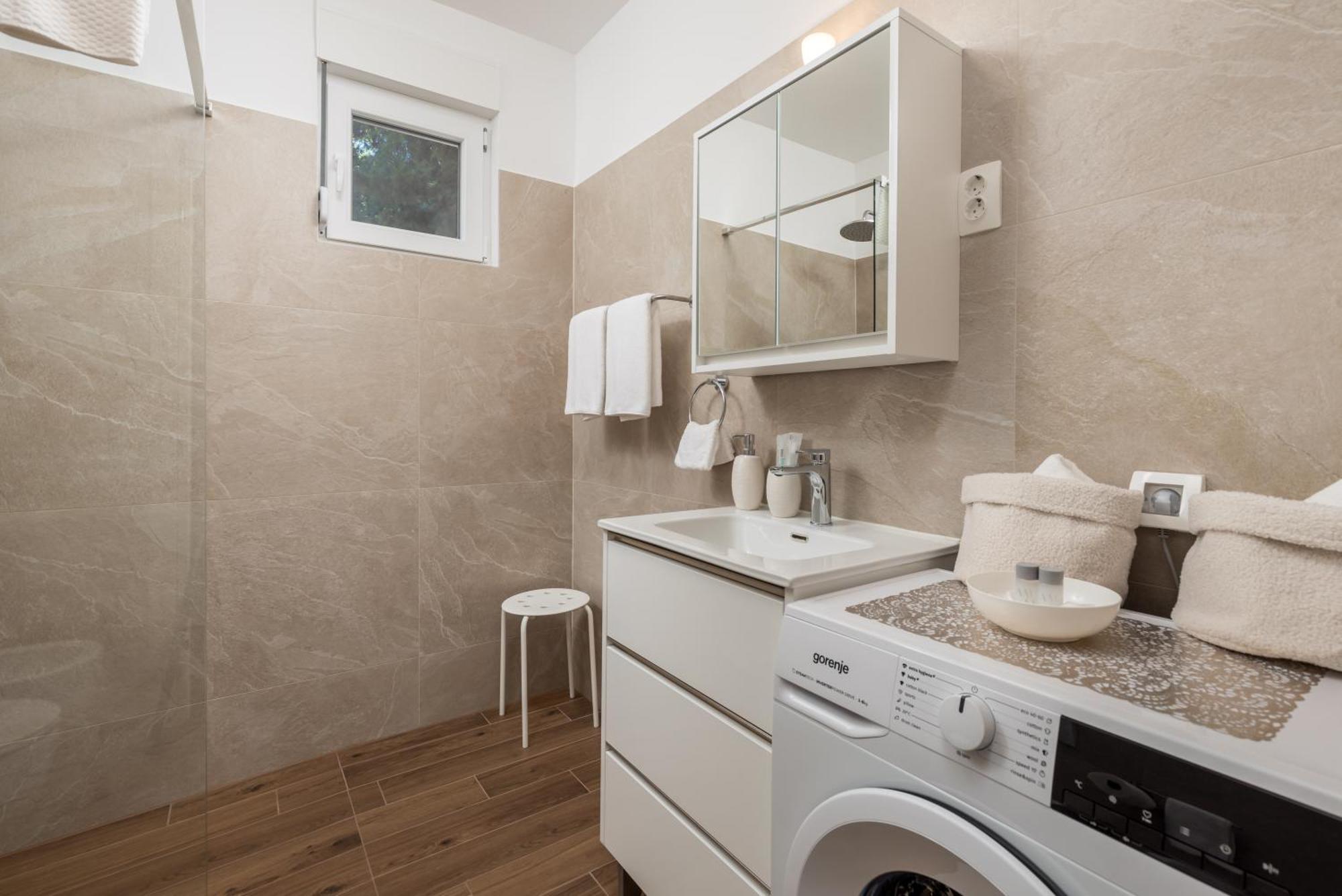 Seaview Garden Premium Apartments Kostrena Eksteriør bilde